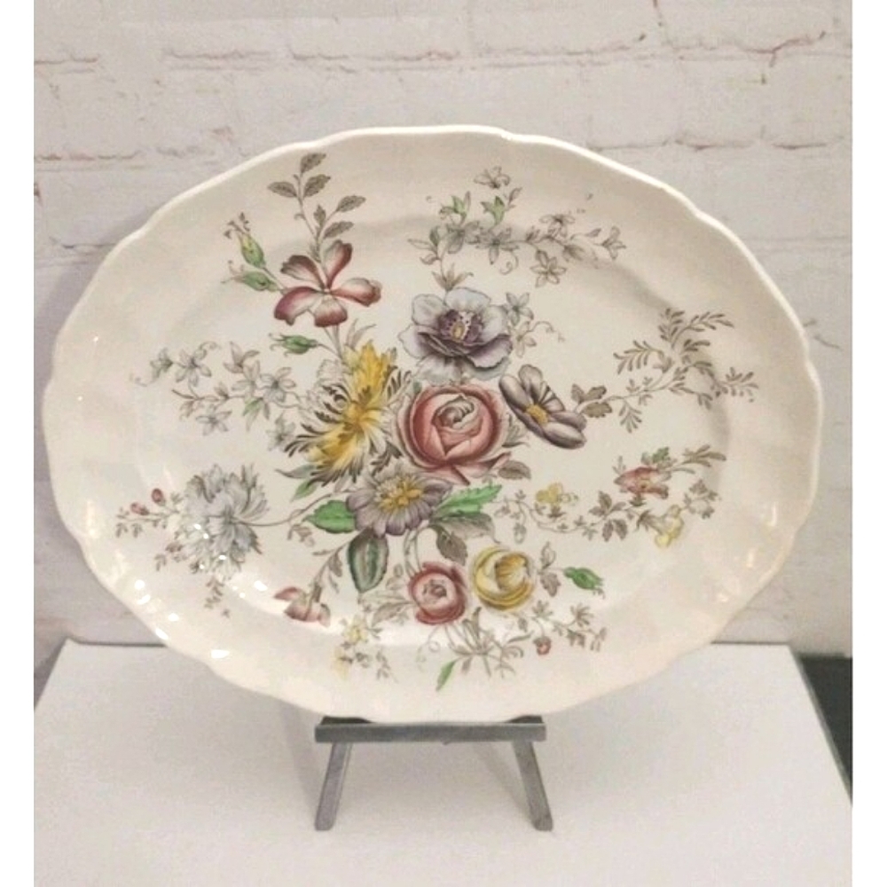 Early Johnson Bros. England Sheraton Pattern 13.5 x 11.5 Oval Platter Rare Size